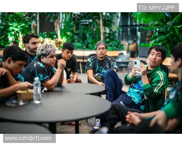 DOTA2战术解析：LNG战队的灵活转换体系与战略思维探讨